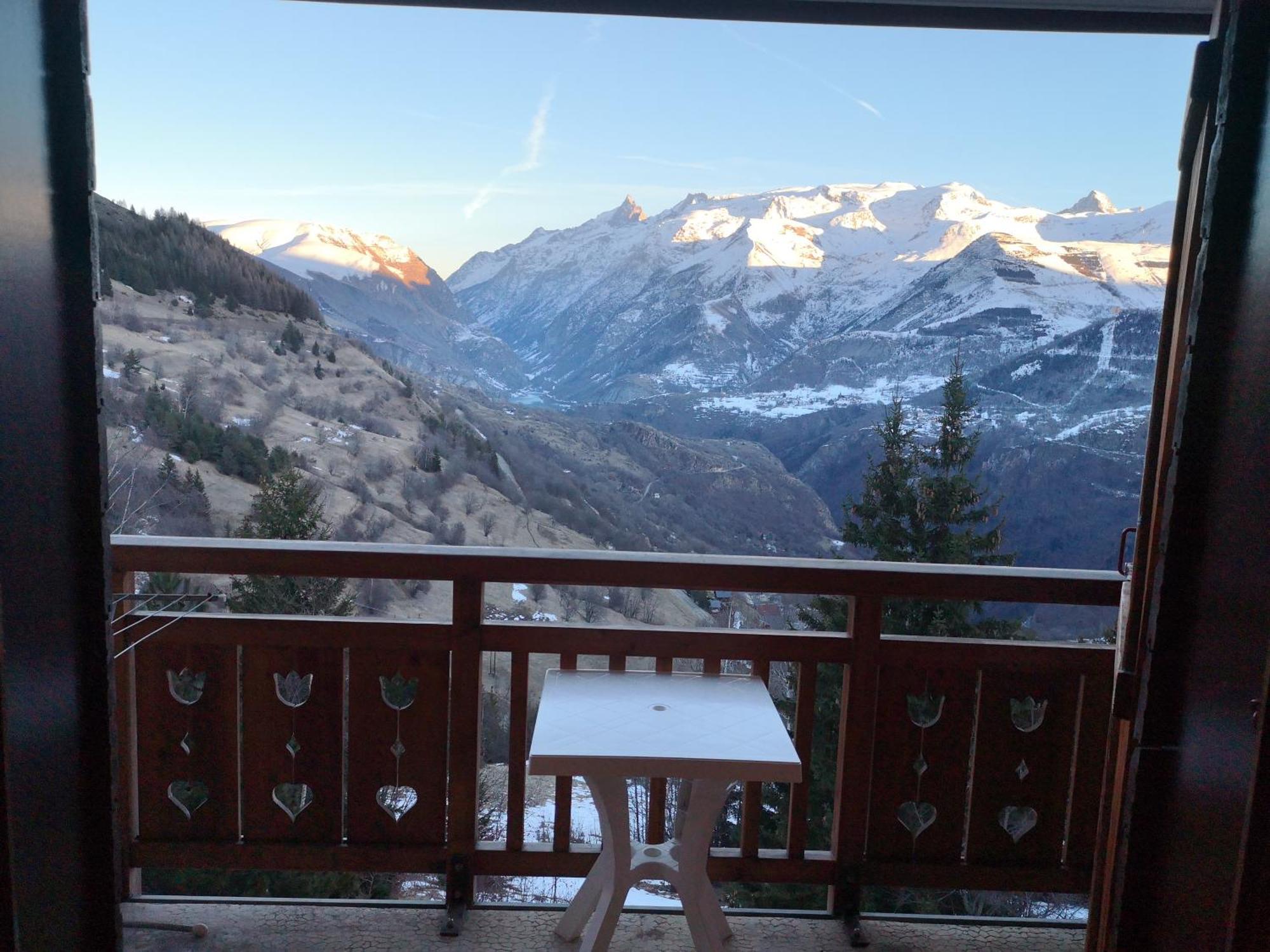 Studio Coin Montagne A Auris En Oisans Avec Vue Magnifique ภายนอก รูปภาพ